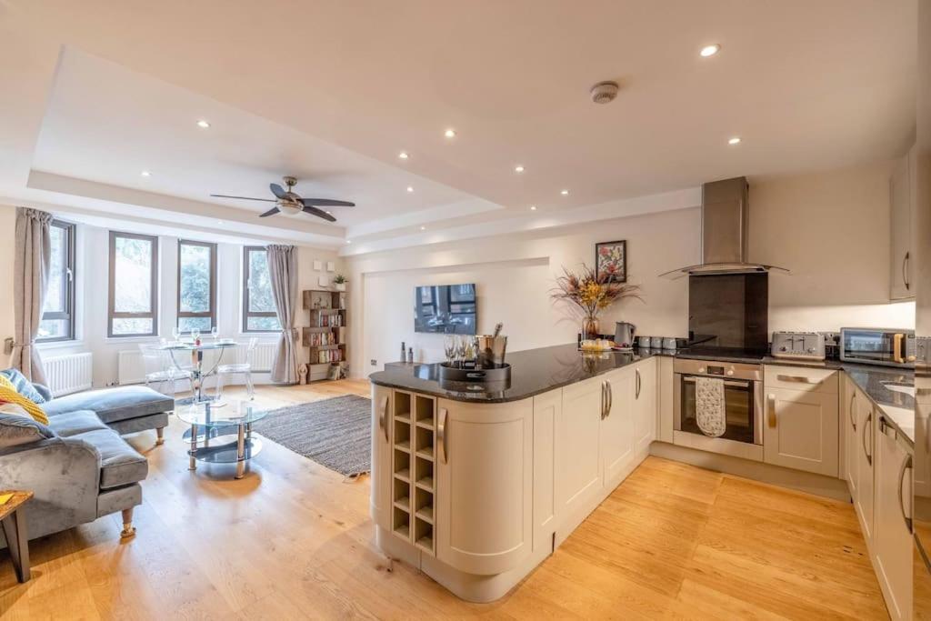 Appartement Hidden Gem With Castle Views & Parking